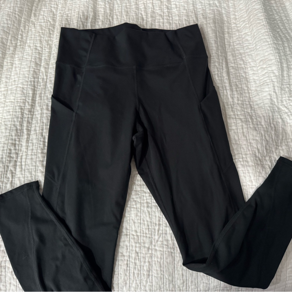 Fabletics Black leggings with pockets